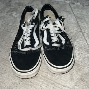 Vans Old Skool Womens 6Black and White